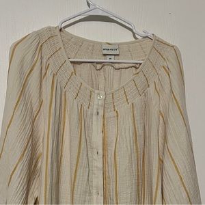 2X Ava and Viv spring top with puffy sleeves. NWOT